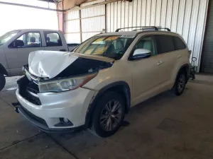 Toyota Highlander 3.5L 6 2015