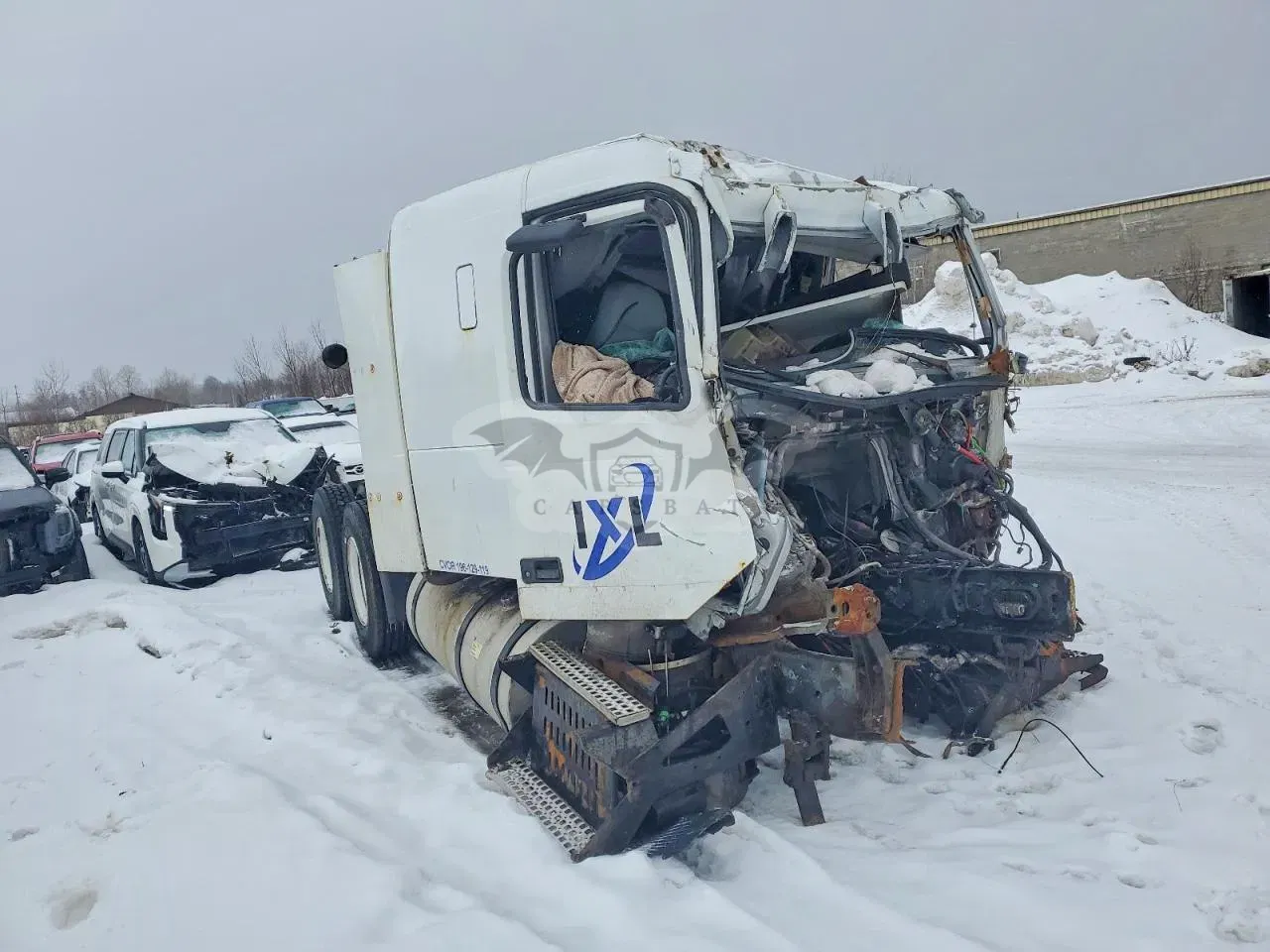 Volvo VN 12.8L 6 2011