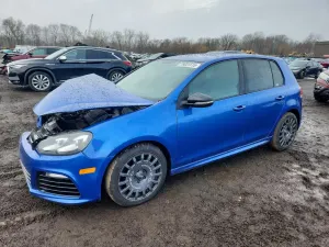 Volkswagen Golf 2.0L 4 2013