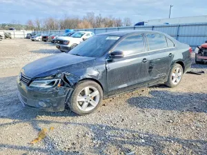 Volkswagen Jetta 2.0L 4 2012