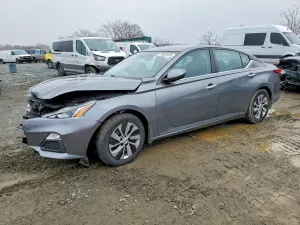 Nissan Altima 2.5L 4 2019