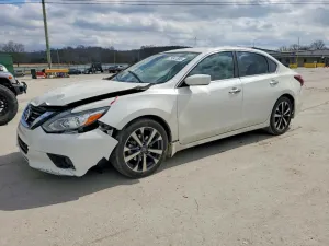 Nissan Altima 2.5L 4 2017