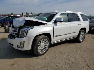 Cadillac Escalade 6.2L 8 2016