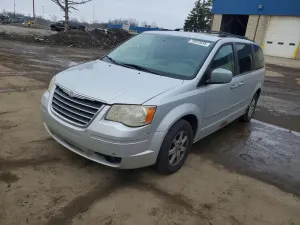 Chrysler Town & Country 4.0L 6 2010