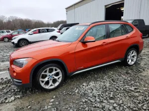 BMW X1 2.0L 4 2013