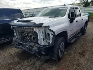 Chevrolet Silverado 1500 6.6L 8 2024
