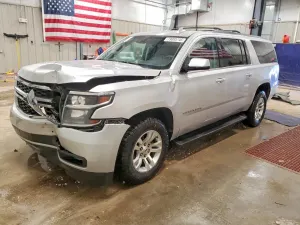 Chevrolet Suburban 5.3L 8 2018