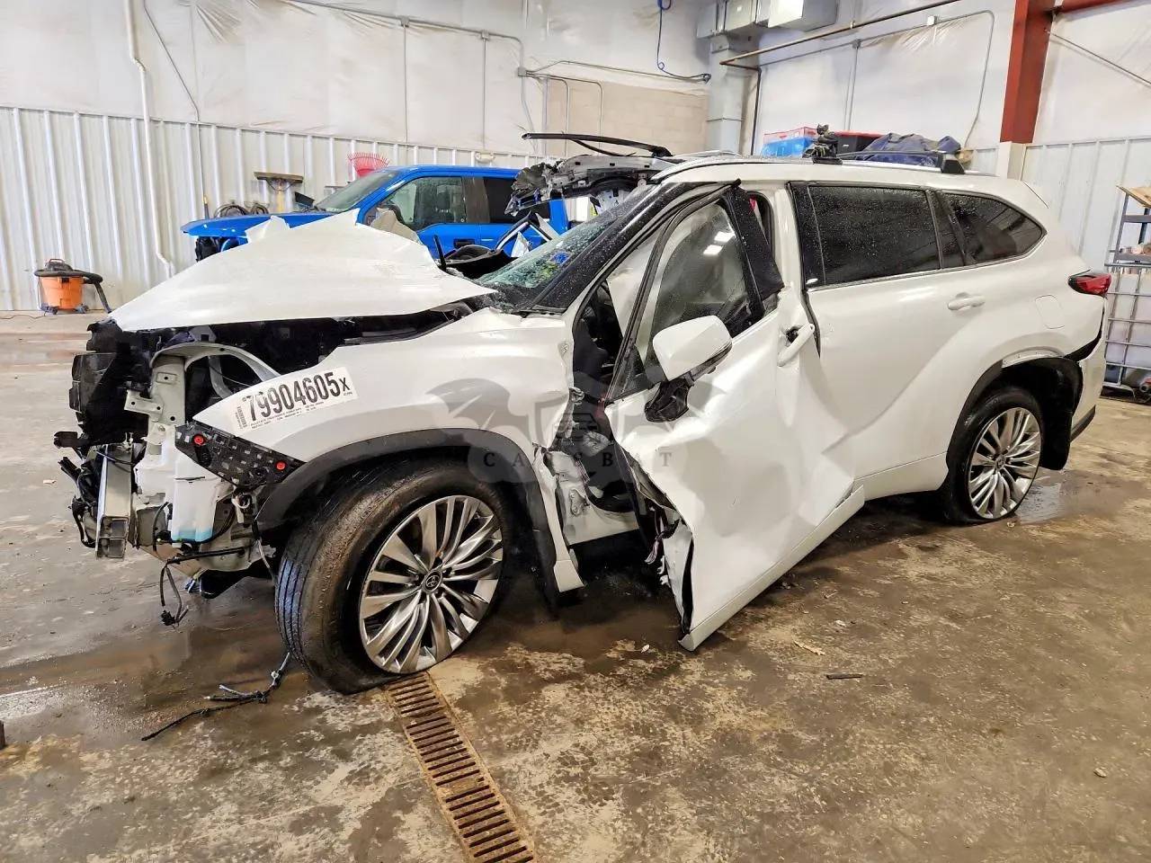 Toyota Highlander 2.4L 4 2023