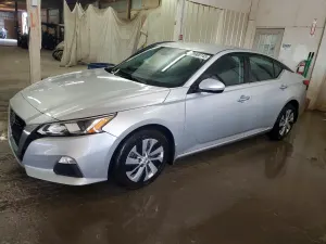Nissan Altima 2.5L 4 2020