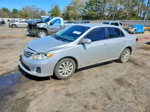 Toyota Corolla 1.8L 4 2013