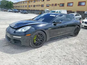 Porsche Panamera 3.6L 6 2016