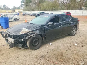 Nissan Altima 2.5L 4 2020