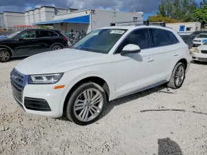 Audi Q5 2.0L 4 2020
