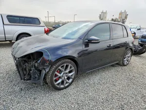 Volkswagen Golf 2.0L 4 2013