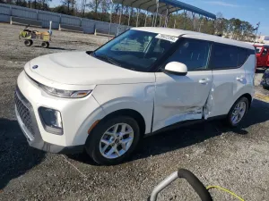 Kia Soul LX 2.0L 4 2020
