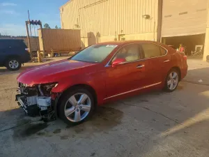 Lexus LS 4.6L 8 2012