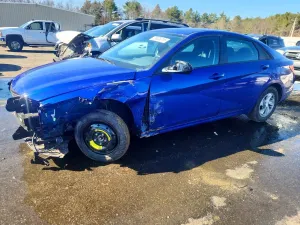 Hyundai Elantra 2.0L 4 2025