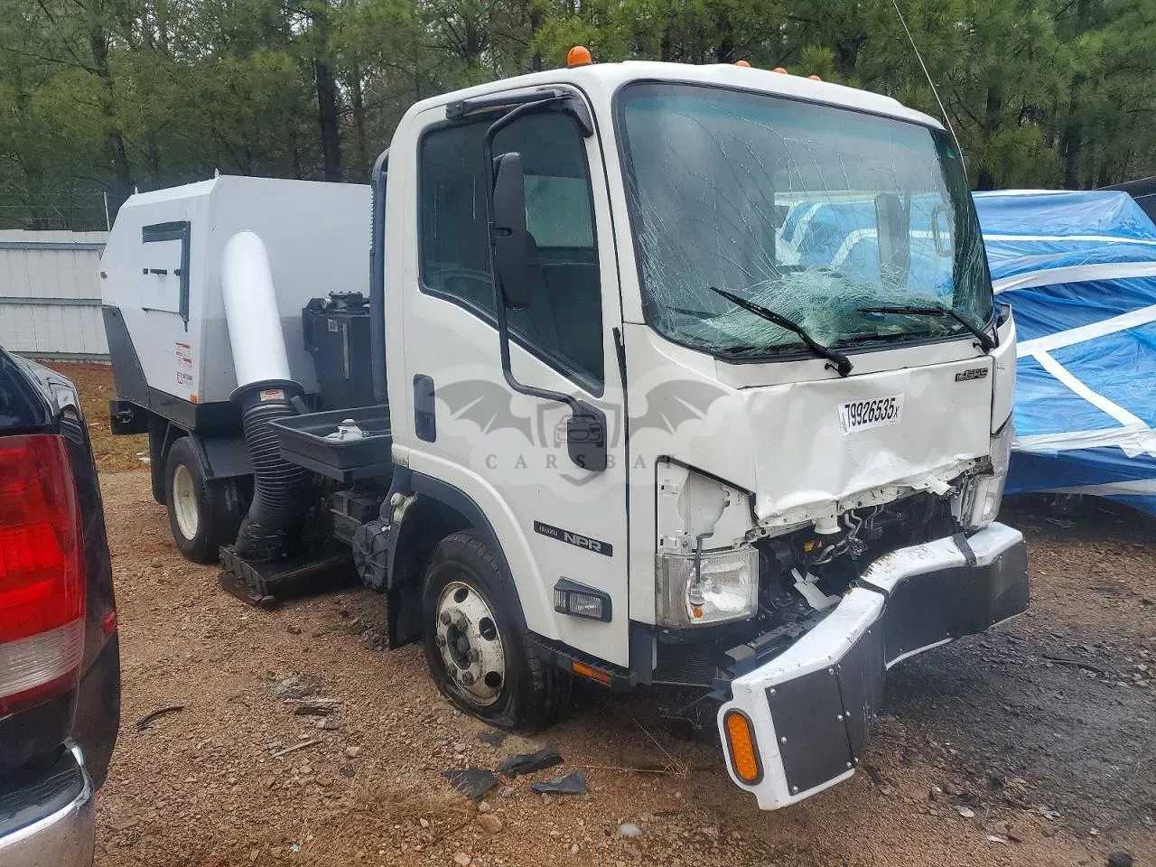 Isuzu NPR 6.6L 8 2022