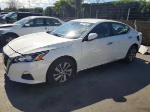 Nissan Altima 2.5L 4 2020