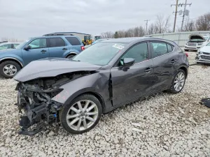 Mazda 3 2.5L 4 2017
