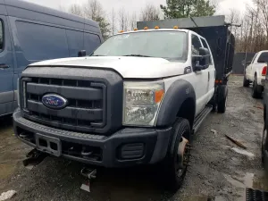 Ford F-450 6.8L 10 2015