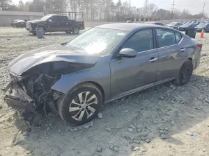 Nissan Altima 2.5L 4 2020