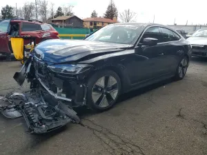 BMW i4 0 2025