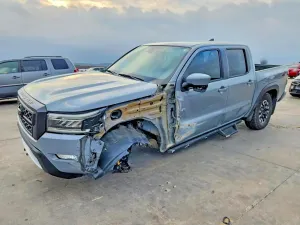Nissan Frontier 3.8L 6 2023
