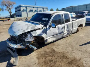 GMC Sierra 4.8L 8 2001