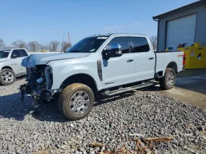 Ford F-250 6.7L 8 2024