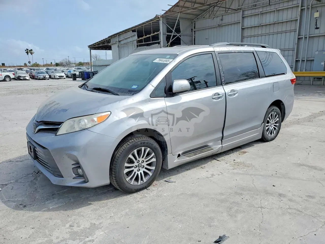 Toyota Sienna 3.5L 6 2018