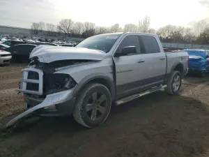 Dodge RAM 5.7L 8 2011
