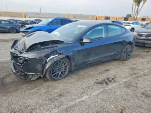 Tesla Model 3 2025