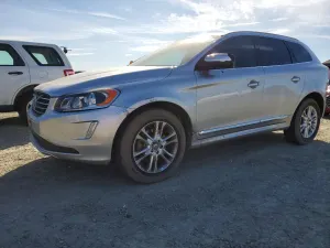 Volvo XC60 2.0L 4 2015