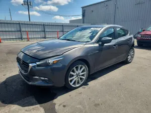 Mazda 3 2.5L 4 2017