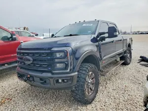Ford F-250 6.7L 8 2024