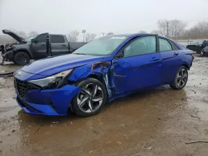 Hyundai Elantra 2.0L 4 2023
