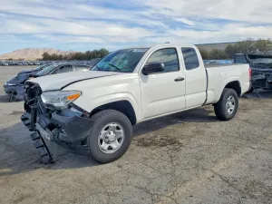 Toyota Tacoma 2.7L 4 2021
