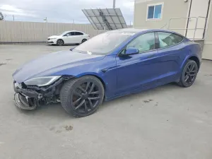 Tesla Model S 2022