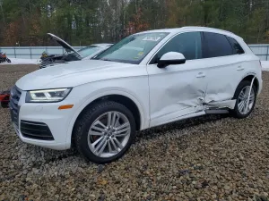 Audi Q5 2.0L 4 2018