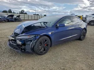 Tesla Model 3 2025