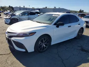 Toyota Camry 2.5L 4 2023