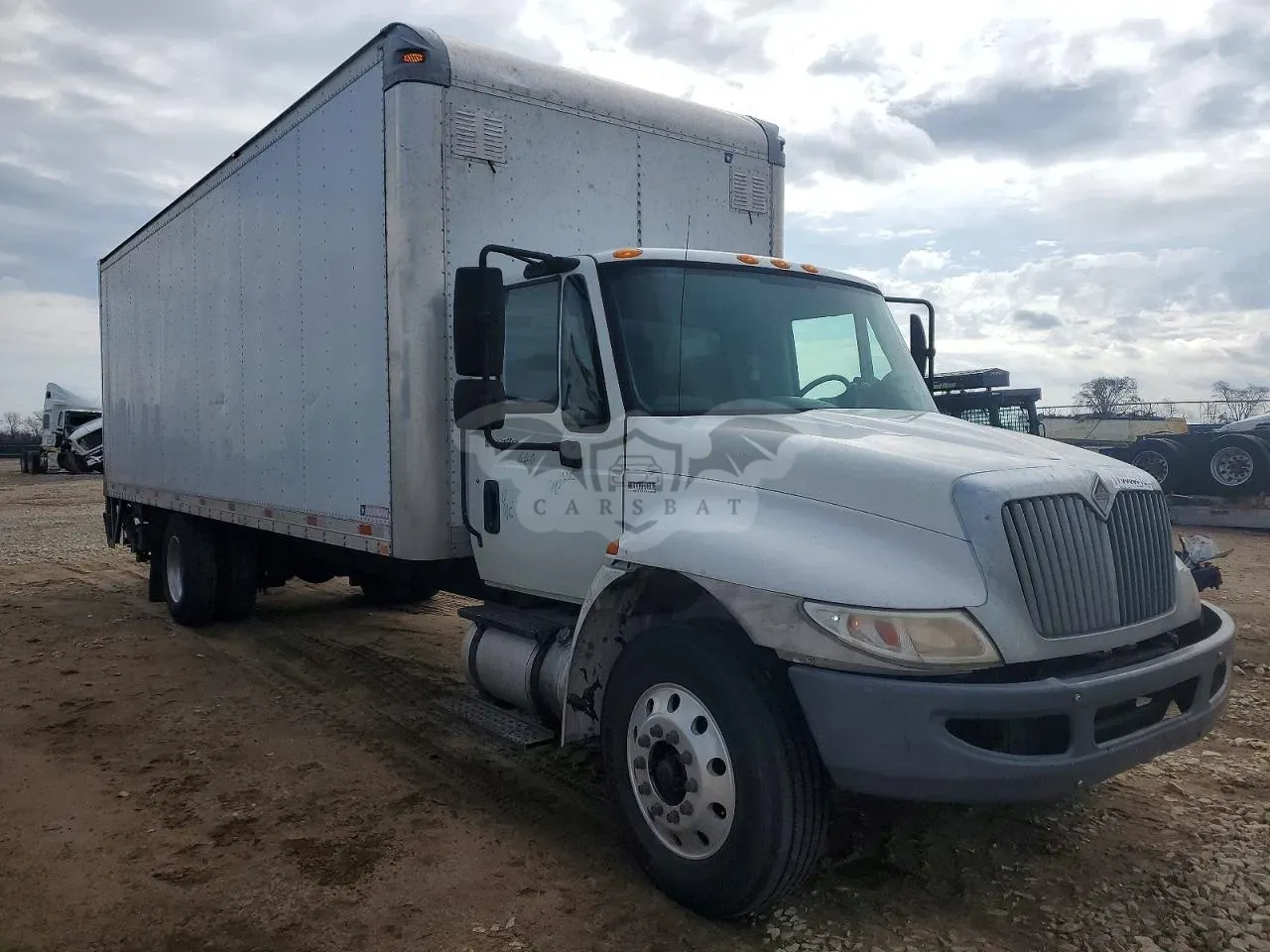 International DuraStar / 4000 7.6L 6 2013
