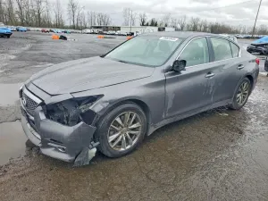 Infiniti Q50 3.7L 6 2014