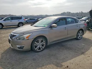 Nissan Altima 3.5L 6 2013