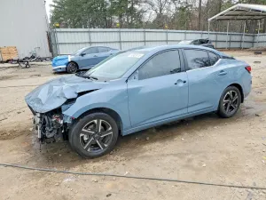 Nissan Sentra 2.0L 4 2025