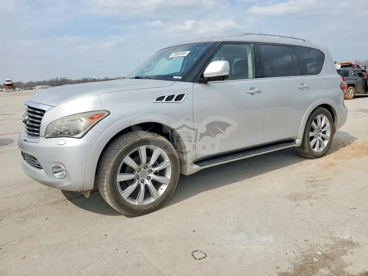 Infiniti QX80 5.6L 8 2014