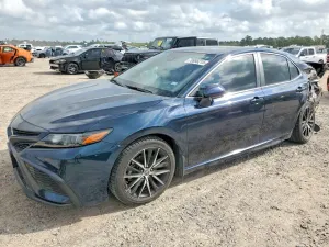 Toyota Camry 2.5L 4 2021