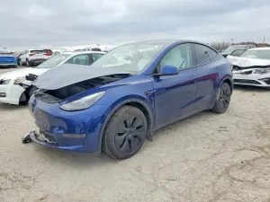 Tesla Model Y 2025