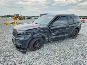 Ford Explorer 3.3L 6 2025